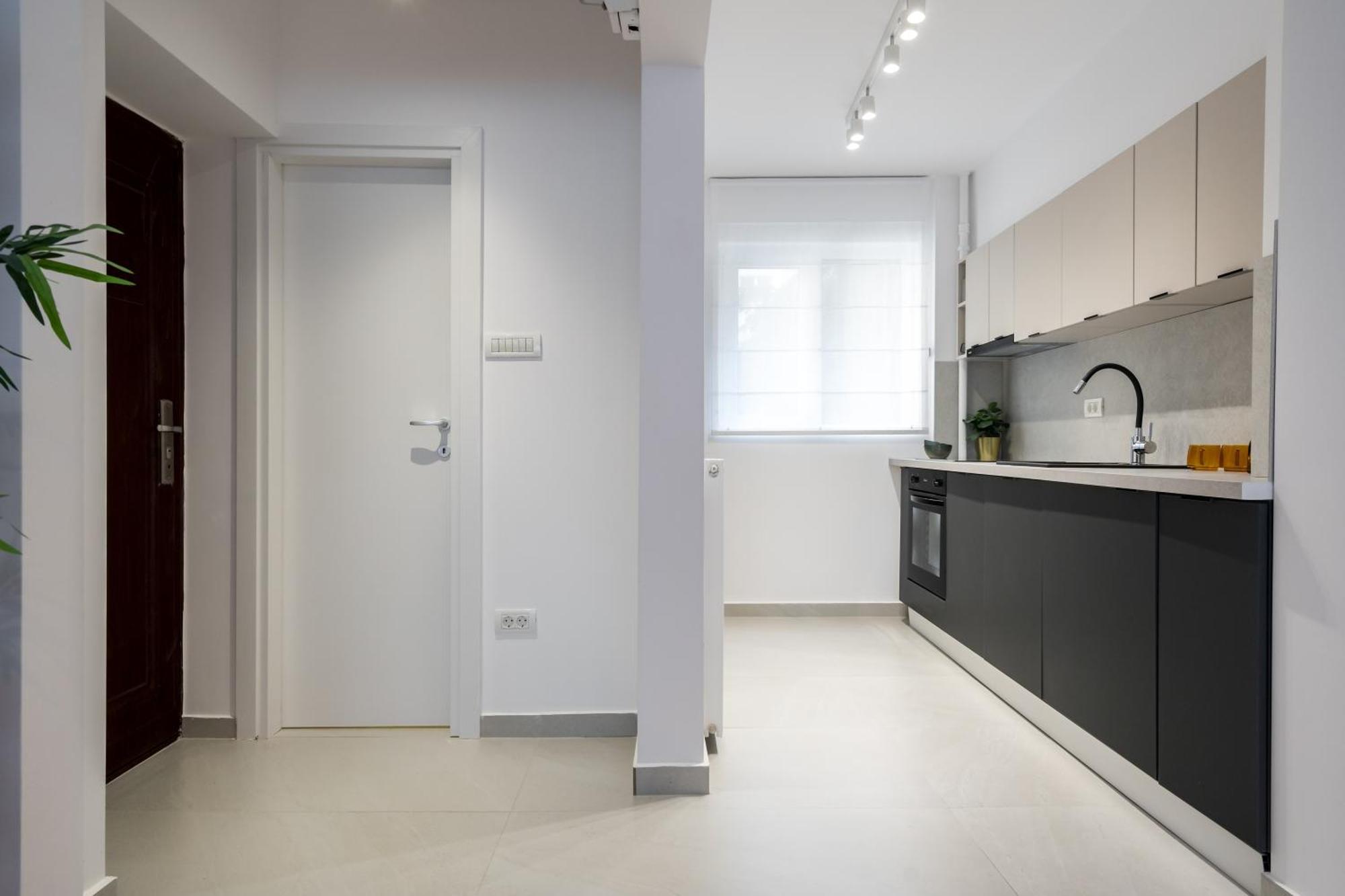 בוקרשט Majestic Downtown Apartment מראה חיצוני תמונה